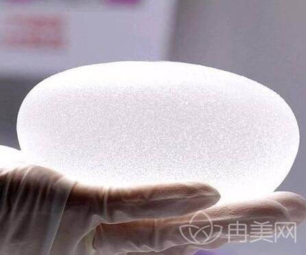 什么办法丰胸*?值得一看