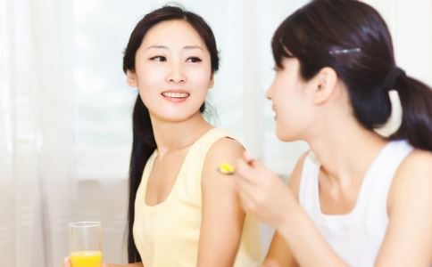 怎样才能有效的按摩丰胸，让胸部变丰满